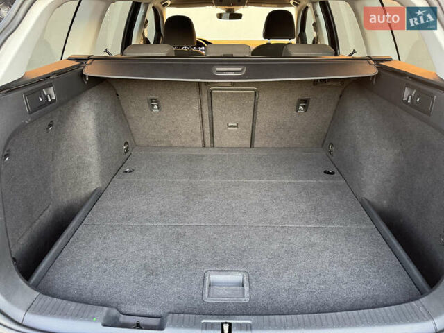 Фольксваген Гольф 2019 в Дрогобыче на Automoto.ua Черный Фольксваген Гольф, объемом двигателя 1.97 л и пробегом 202 тыс. км за 14999 $, фото 82 на Automoto.ua