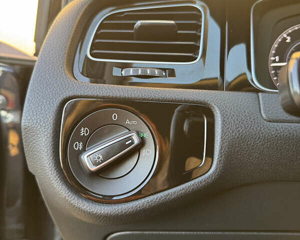 Фольксваген Гольф 2019 в Дрогобыче на Automoto.ua Черный Фольксваген Гольф, объемом двигателя 1.97 л и пробегом 202 тыс. км за 14999 $, фото 61 на Automoto.ua