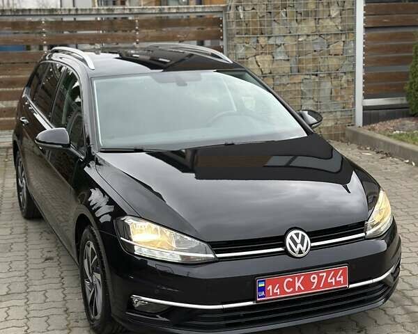 Черный Фольксваген Гольф, объемом двигателя 1.97 л и пробегом 230 тыс. км за 14999 $, фото 5 на Automoto.ua