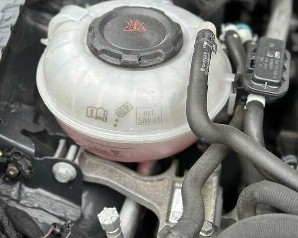 Черный Фольксваген Гольф, объемом двигателя 1.97 л и пробегом 230 тыс. км за 14999 $, фото 137 на Automoto.ua