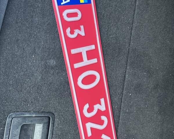 Черный Фольксваген Гольф, объемом двигателя 1.6 л и пробегом 193 тыс. км за 13600 $, фото 56 на Automoto.ua