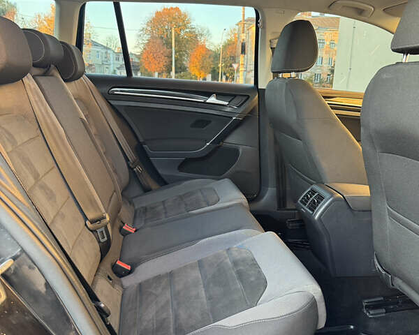 Фольксваген Гольф 2019 в Дрогобыче на Automoto.ua Черный Фольксваген Гольф, объемом двигателя 1.97 л и пробегом 202 тыс. км за 14999 $, фото 72 на Automoto.ua