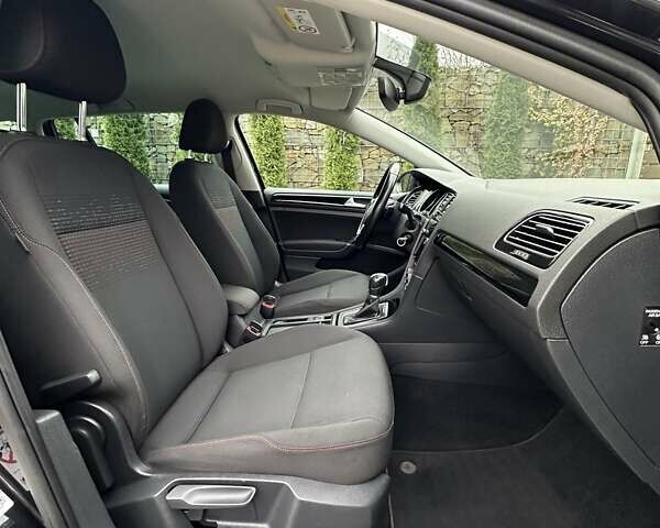 Черный Фольксваген Гольф, объемом двигателя 2 л и пробегом 230 тыс. км за 14999 $, фото 93 на Automoto.ua