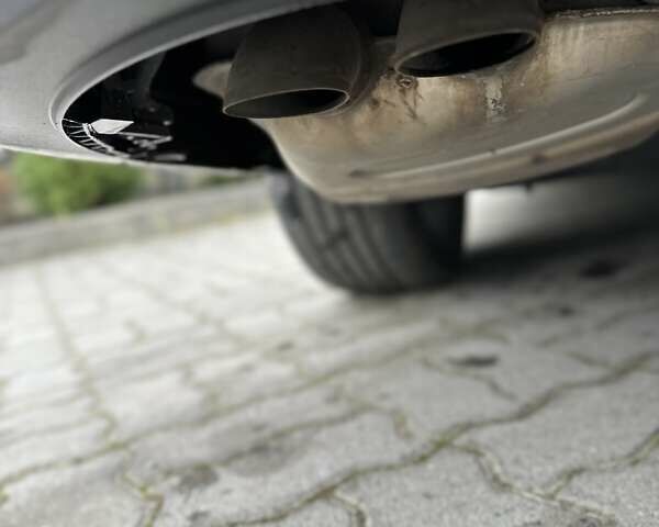 Черный Фольксваген Гольф, объемом двигателя 2 л и пробегом 230 тыс. км за 14999 $, фото 134 на Automoto.ua