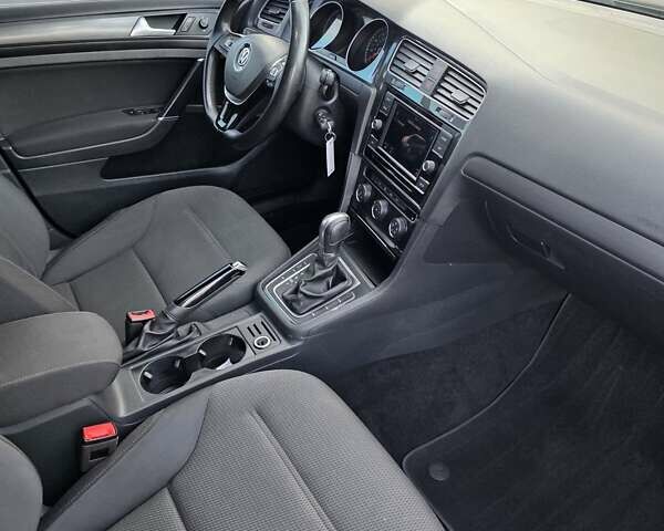 Чорний Фольксваген Гольф, об'ємом двигуна 1.39 л та пробігом 102 тис. км за 11900 $, фото 14 на Automoto.ua