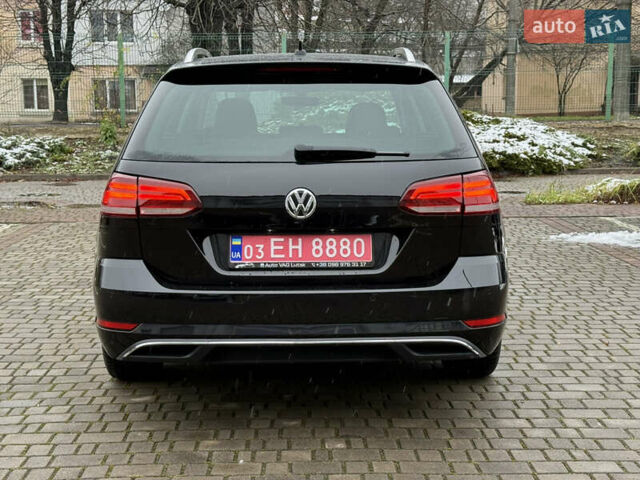 Чорний Фольксваген Гольф, об'ємом двигуна 2 л та пробігом 221 тис. км за 17900 $, фото 10 на Automoto.ua