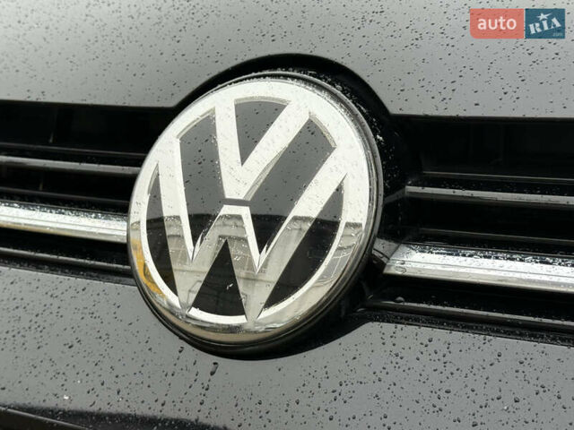 Чорний Фольксваген Гольф, об'ємом двигуна 2 л та пробігом 221 тис. км за 17900 $, фото 20 на Automoto.ua