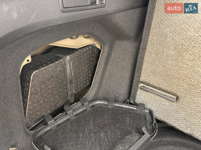 Чорний Фольксваген Гольф, об'ємом двигуна 2 л та пробігом 203 тис. км за 20500 $, фото 28 на Automoto.ua