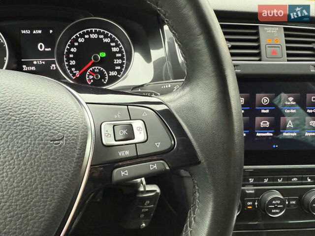 Чорний Фольксваген Гольф, об'ємом двигуна 2 л та пробігом 221 тис. км за 17900 $, фото 49 на Automoto.ua