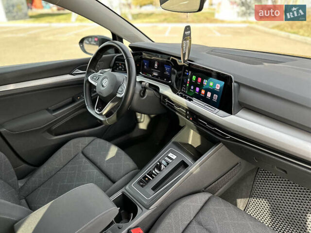 Черный Фольксваген Гольф, объемом двигателя 2 л и пробегом 200 тыс. км за 21000 $, фото 22 на Automoto.ua