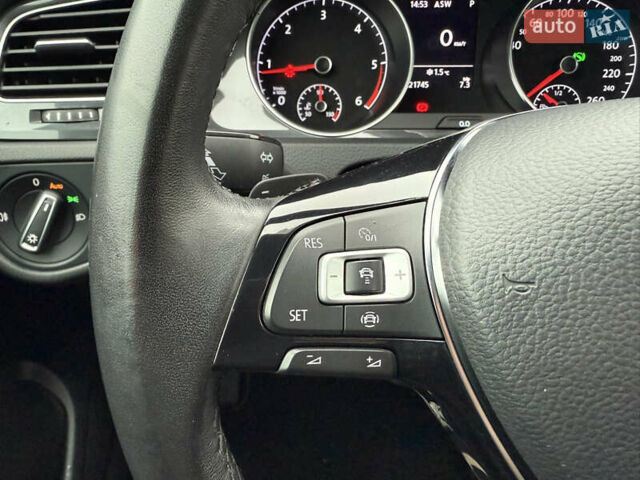 Чорний Фольксваген Гольф, об'ємом двигуна 2 л та пробігом 221 тис. км за 17900 $, фото 48 на Automoto.ua