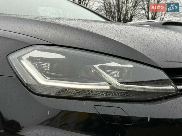 Чорний Фольксваген Гольф, об'ємом двигуна 2 л та пробігом 221 тис. км за 17900 $, фото 21 на Automoto.ua