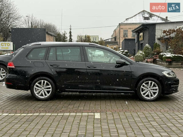 Чорний Фольксваген Гольф, об'ємом двигуна 2 л та пробігом 221 тис. км за 17900 $, фото 3 на Automoto.ua