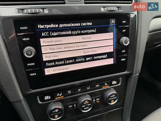 Чорний Фольксваген Гольф, об'ємом двигуна 2 л та пробігом 221 тис. км за 17900 $, фото 52 на Automoto.ua