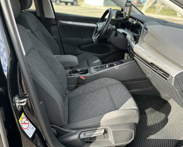 Черный Фольксваген Гольф, объемом двигателя 2 л и пробегом 200 тыс. км за 21000 $, фото 23 на Automoto.ua