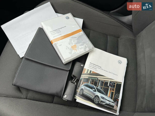 Чорний Фольксваген Гольф, об'ємом двигуна 2 л та пробігом 221 тис. км за 17900 $, фото 68 на Automoto.ua