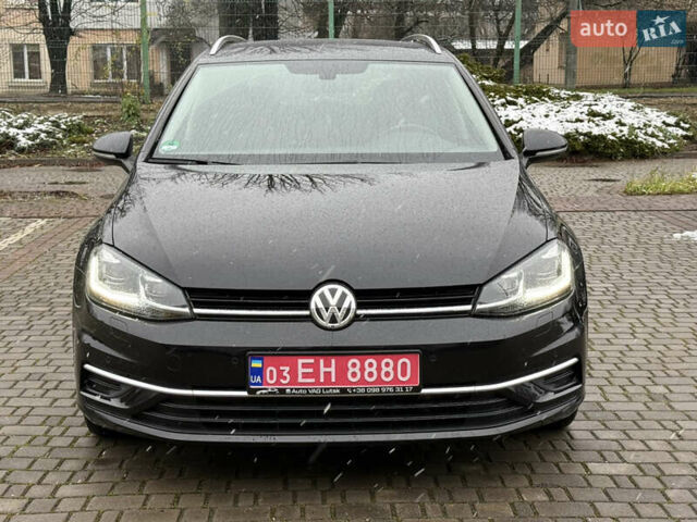Чорний Фольксваген Гольф, об'ємом двигуна 2 л та пробігом 221 тис. км за 17900 $, фото 1 на Automoto.ua