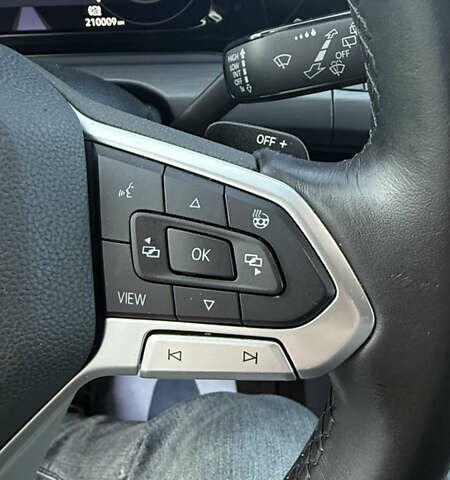 Черный Фольксваген Гольф, объемом двигателя 2 л и пробегом 210 тыс. км за 20900 $, фото 17 на Automoto.ua