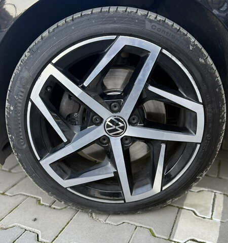 Черный Фольксваген Гольф, объемом двигателя 2 л и пробегом 210 тыс. км за 20900 $, фото 10 на Automoto.ua