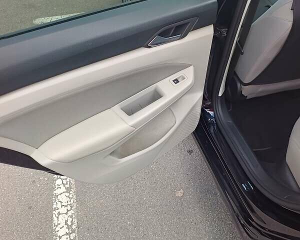 Черный Фольксваген Гольф, объемом двигателя 1.97 л и пробегом 169 тыс. км за 22000 $, фото 12 на Automoto.ua