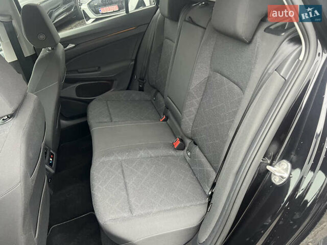 Черный Фольксваген Гольф, объемом двигателя 2 л и пробегом 157 тыс. км за 21806 $, фото 28 на Automoto.ua