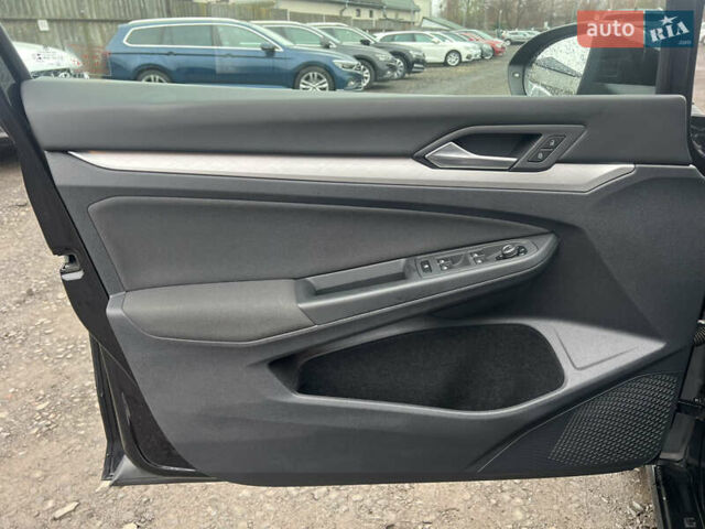 Черный Фольксваген Гольф, объемом двигателя 2 л и пробегом 157 тыс. км за 21806 $, фото 27 на Automoto.ua