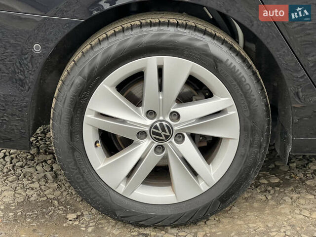 Черный Фольксваген Гольф, объемом двигателя 2 л и пробегом 157 тыс. км за 21806 $, фото 20 на Automoto.ua