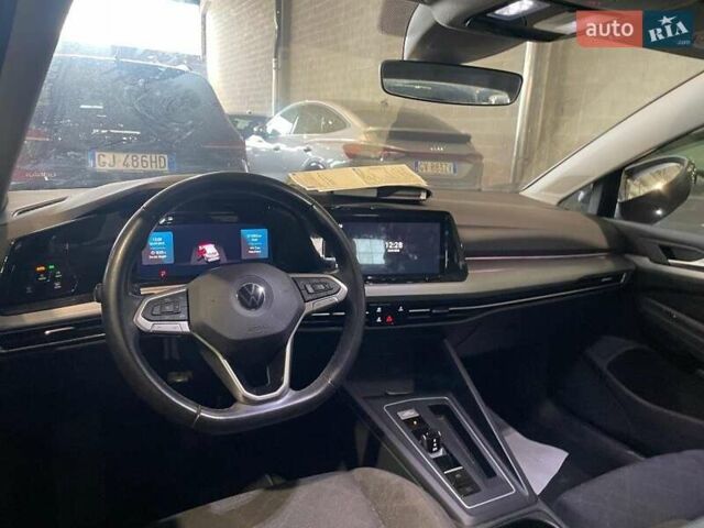 Черный Фольксваген Гольф, объемом двигателя 1.97 л и пробегом 217 тыс. км за 19000 $, фото 7 на Automoto.ua