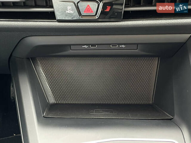 Чорний Фольксваген Гольф, об'ємом двигуна 2 л та пробігом 157 тис. км за 22029 $, фото 70 на Automoto.ua