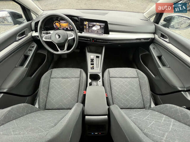 Черный Фольксваген Гольф, объемом двигателя 2 л и пробегом 157 тыс. км за 21806 $, фото 46 на Automoto.ua