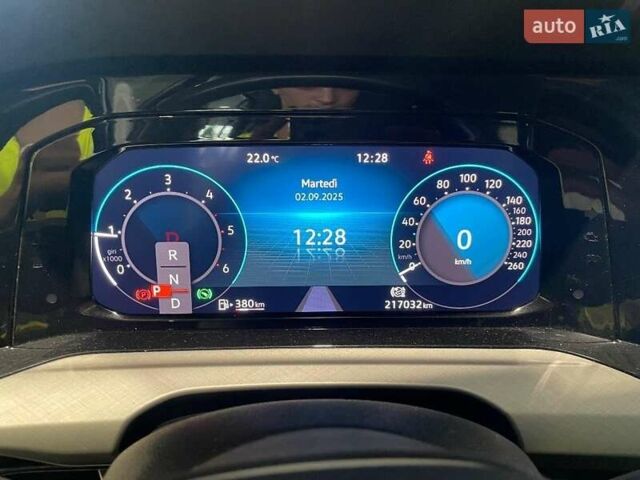 Черный Фольксваген Гольф, объемом двигателя 1.97 л и пробегом 217 тыс. км за 19000 $, фото 6 на Automoto.ua