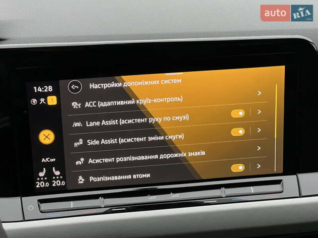 Черный Фольксваген Гольф, объемом двигателя 2 л и пробегом 157 тыс. км за 21806 $, фото 70 на Automoto.ua