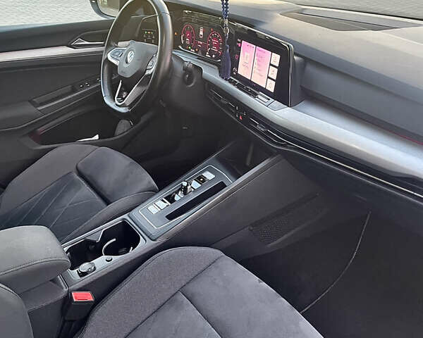 Черный Фольксваген Гольф, объемом двигателя 2 л и пробегом 162 тыс. км за 23200 $, фото 17 на Automoto.ua