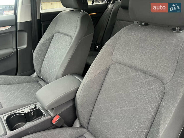 Черный Фольксваген Гольф, объемом двигателя 2 л и пробегом 157 тыс. км за 21806 $, фото 25 на Automoto.ua