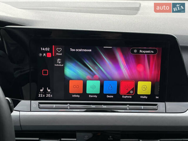 Чорний Фольксваген Гольф, об'ємом двигуна 2 л та пробігом 157 тис. км за 22029 $, фото 65 на Automoto.ua