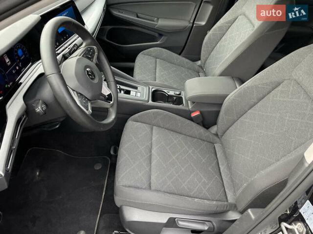 Чорний Фольксваген Гольф, об'ємом двигуна 2 л та пробігом 157 тис. км за 22029 $, фото 23 на Automoto.ua