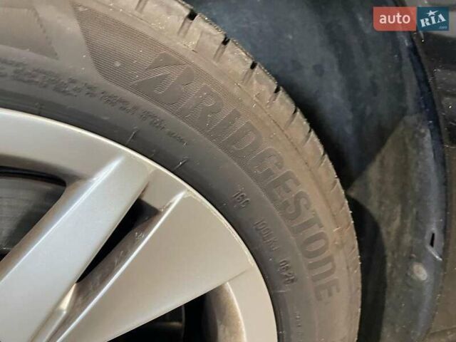 Черный Фольксваген Гольф, объемом двигателя 1.97 л и пробегом 217 тыс. км за 19000 $, фото 11 на Automoto.ua