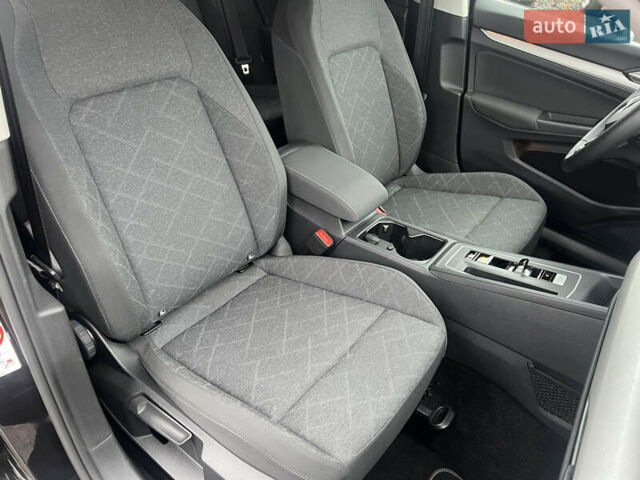 Черный Фольксваген Гольф, объемом двигателя 2 л и пробегом 157 тыс. км за 21806 $, фото 42 на Automoto.ua