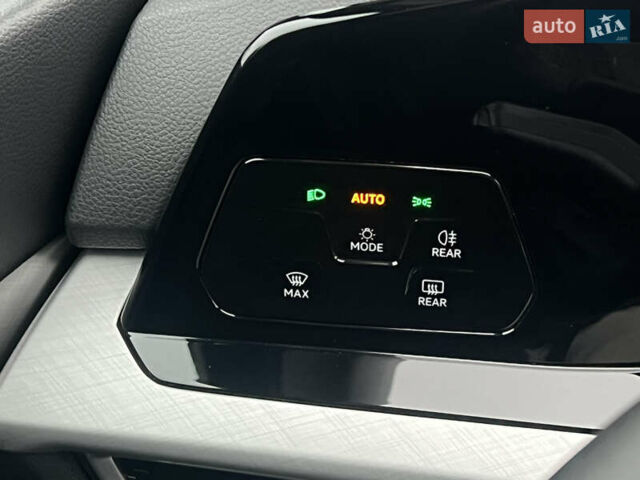 Черный Фольксваген Гольф, объемом двигателя 2 л и пробегом 157 тыс. км за 21806 $, фото 55 на Automoto.ua