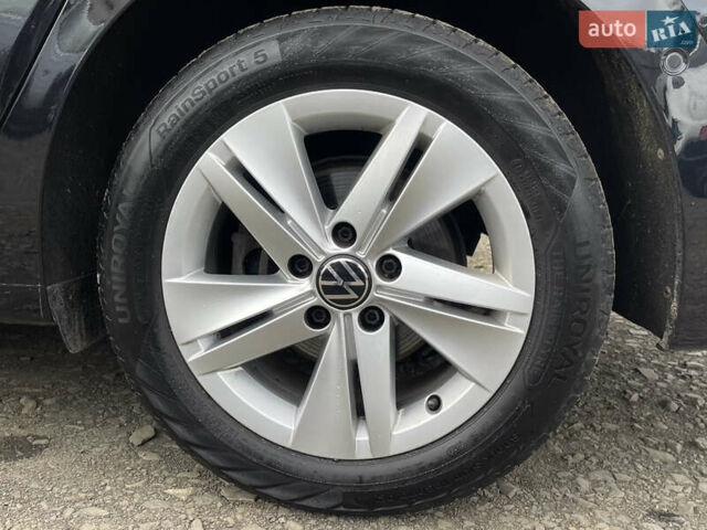 Чорний Фольксваген Гольф, об'ємом двигуна 2 л та пробігом 157 тис. км за 22029 $, фото 18 на Automoto.ua