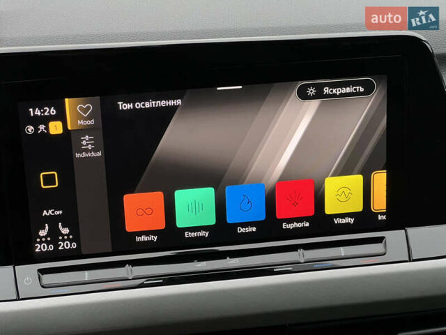 Черный Фольксваген Гольф, объемом двигателя 2 л и пробегом 157 тыс. км за 21806 $, фото 62 на Automoto.ua