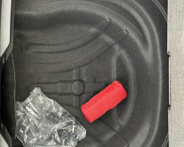 Чорний Фольксваген Гольф, об'ємом двигуна 2 л та пробігом 157 тис. км за 22029 $, фото 34 на Automoto.ua