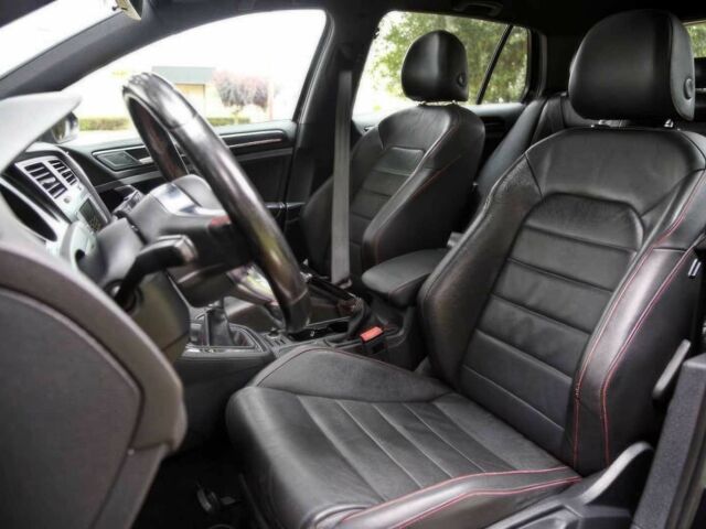 Черный Фольксваген Гольф, объемом двигателя 2 л и пробегом 79 тыс. км за 9500 $, фото 8 на Automoto.ua