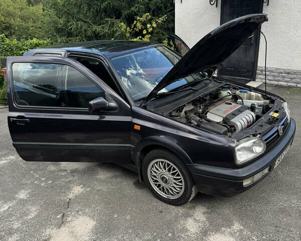 Фиолетовый Фольксваген Гольф, объемом двигателя 2.79 л и пробегом 370 тыс. км за 6000 $, фото 18 на Automoto.ua