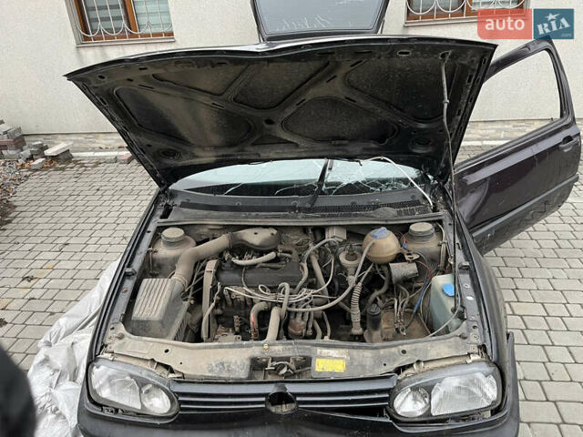 Фіолетовий Фольксваген Гольф, об'ємом двигуна 1.78 л та пробігом 70 тис. км за 1000 $, фото 1 на Automoto.ua