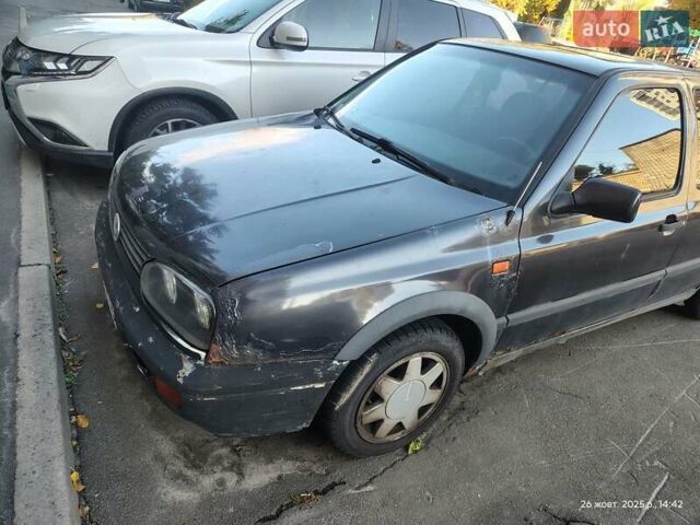 Фіолетовий Фольксваген Гольф, об'ємом двигуна 1.9 л та пробігом 385 тис. км за 1800 $, фото 7 на Automoto.ua