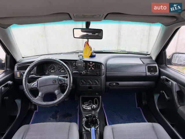 Фіолетовий Фольксваген Гольф, об'ємом двигуна 1.39 л та пробігом 333 тис. км за 2300 $, фото 24 на Automoto.ua