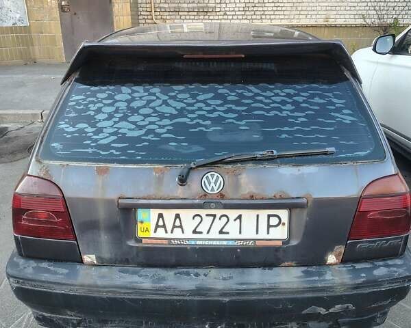 Фіолетовий Фольксваген Гольф, об'ємом двигуна 1.9 л та пробігом 385 тис. км за 1800 $, фото 9 на Automoto.ua