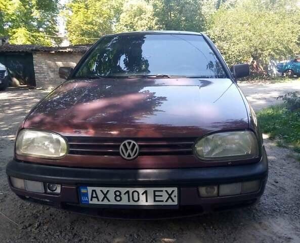 Фіолетовий Фольксваген Гольф, об'ємом двигуна 1.8 л та пробігом 100 тис. км за 3000 $, фото 3 на Automoto.ua