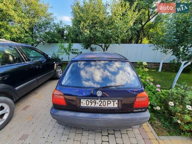 Фиолетовый Фольксваген Гольф, объемом двигателя 1.4 л и пробегом 300 тыс. км за 1500 $, фото 5 на Automoto.ua